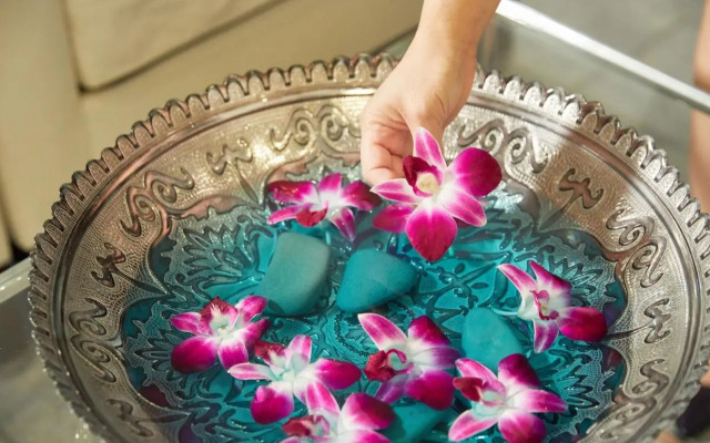 Dusit Beach Resort Guam