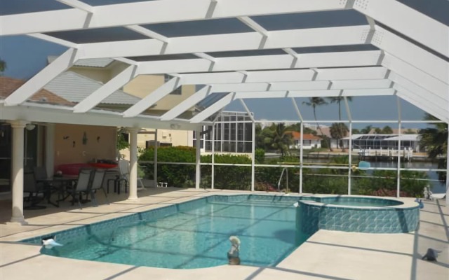 Marco Island Vacation Pool Homes