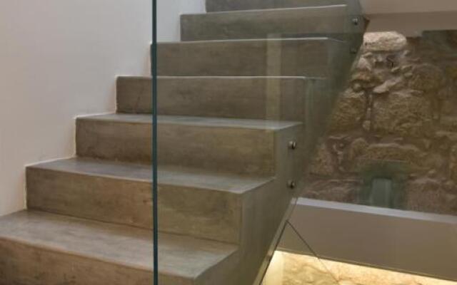 Sunny Penthouse whith balcony 9min walk main station