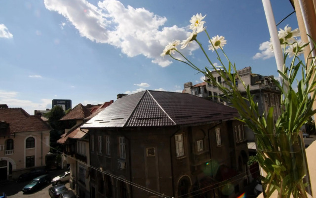 KAS 1Bd apartment unique central Unirii Bucharest