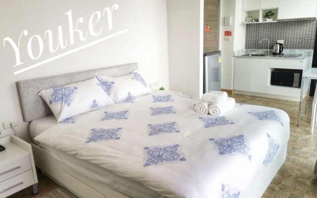 Youker Hostel Pattaya Posh