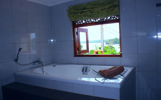 Asian Jewel Boutique Hotel
