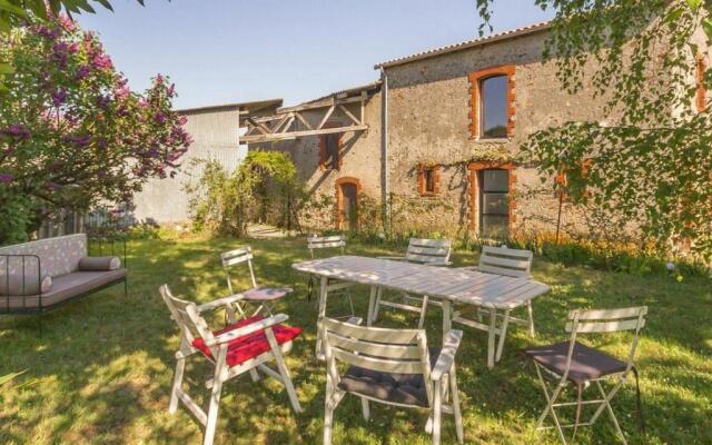 Gîte Monnières, 2 pièces, 4 personnes - FR-1-306-985
