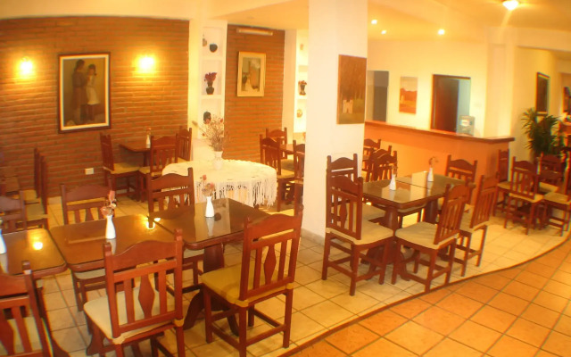 AltoParque Hotel