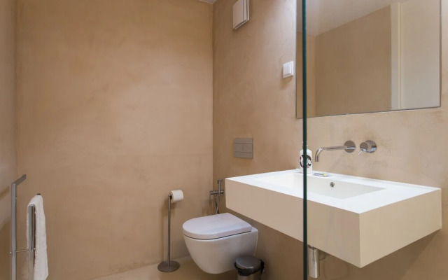 Leisure Luxury Downtown Duplex Lisbon by Altido