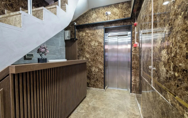 Lavin Hotel & Suites