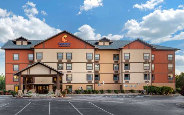 Comfort Inn & Suites Branson Meadows