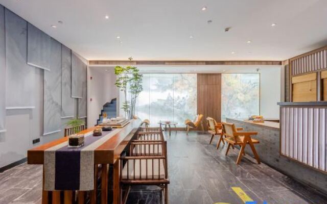 Elong Me Anlai Hotel (Nanjing Confucius Temple Pedestrian Street)