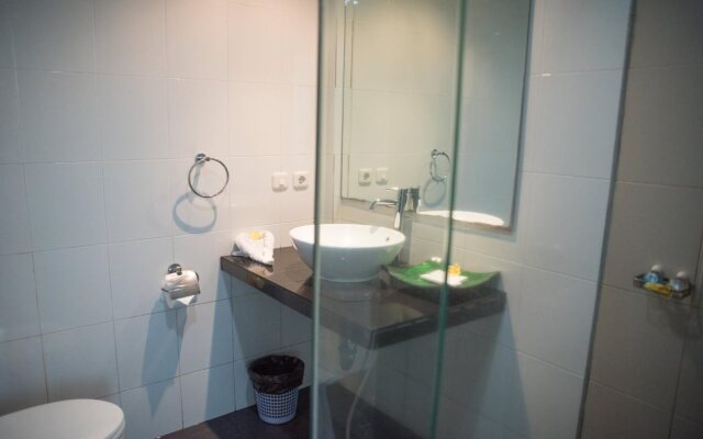 Puri Garden Hotel and Hostel