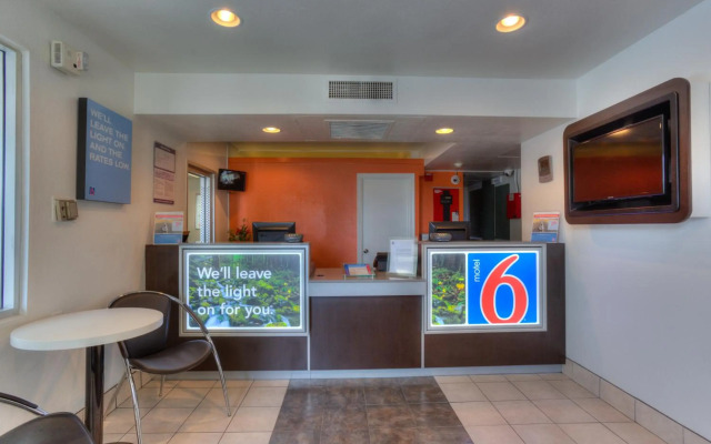 Motel 6 Troutdale, OR - Portland East