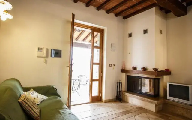 Podere Le Cantine