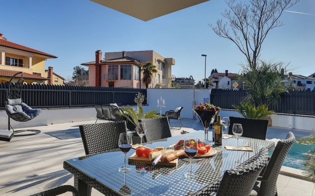 Luxurious Villa in Rovinj With Pool