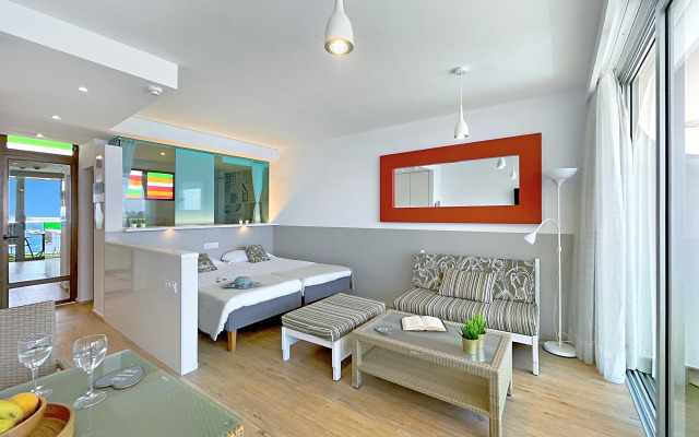 Punta del Rey - Adults Only