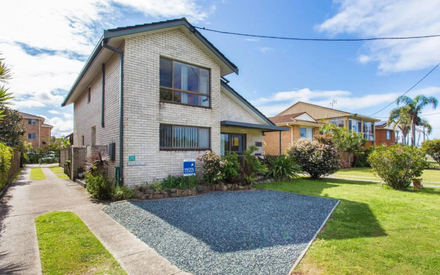 Waterfront at Point Road