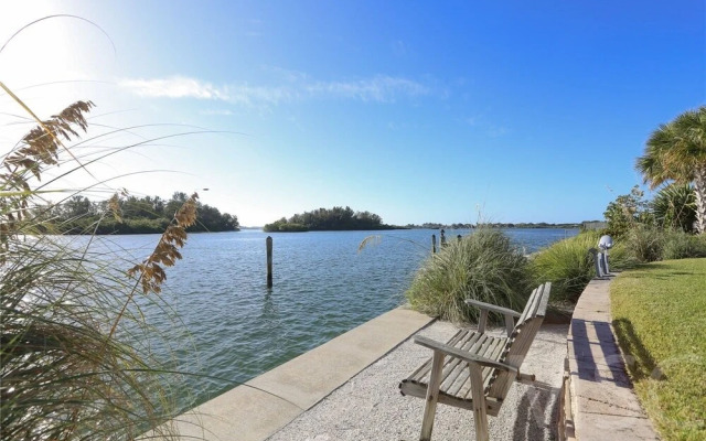 Siesta Key 12 - 4 Br Home