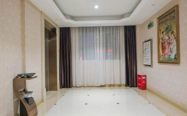 Vienna 3 Best Hotel (Poyanghu Avenue)