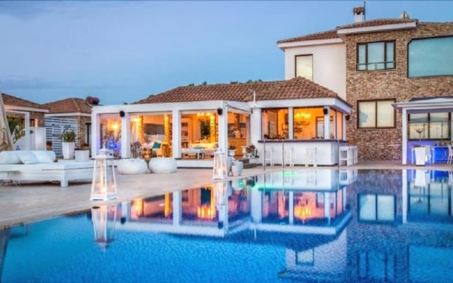 Cape Serenity Resort - Adults Only