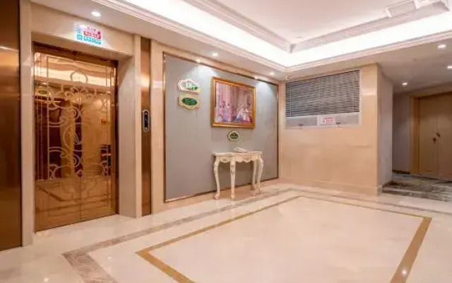 Vienna International Hotel