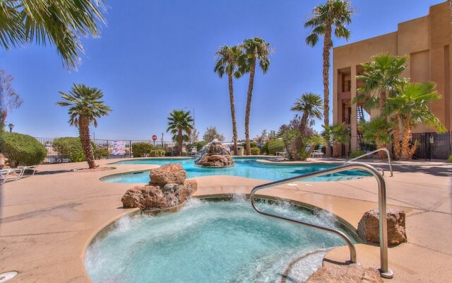 Emerald Suites South