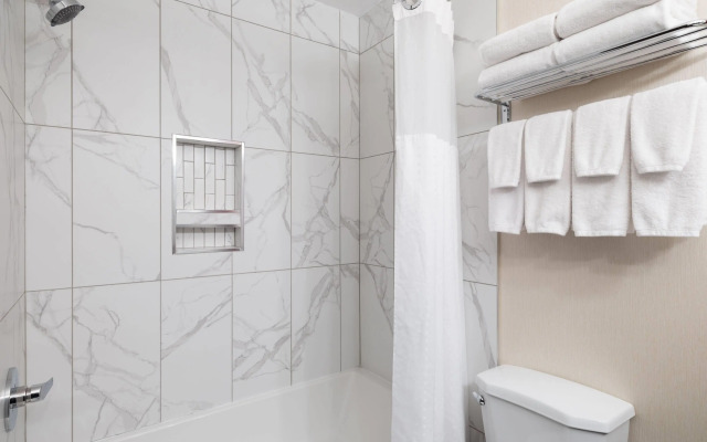 Ramada by Wyndham Saskatoon