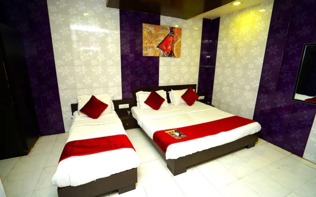 Hotel S K