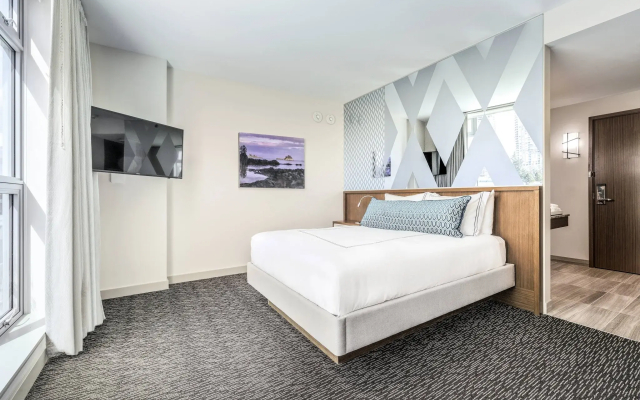 Civic Hotel Autograph Collection