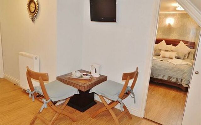 The Stirling Bed  Breakfast