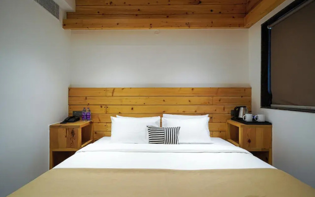 Open by Olive - Moka Hotel