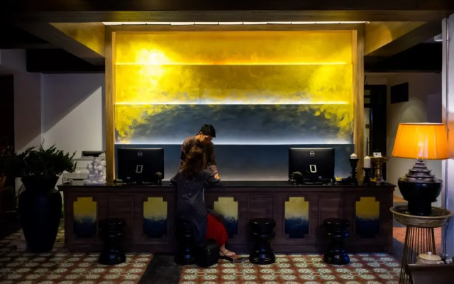 THEE Kashatharn by TH District