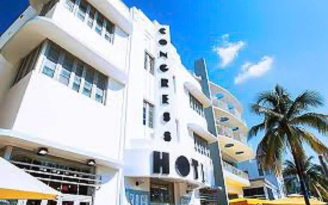 Strand Ocean Drive Suites