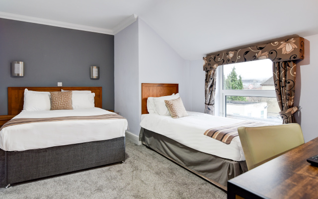 Aston Court Derby City Centre by Belvilla - Image 3