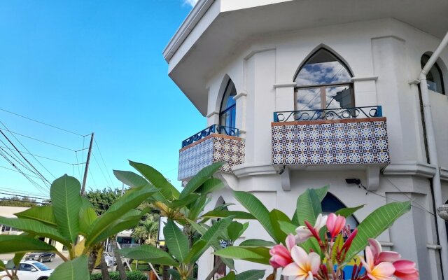 Zulu Surf Hotel