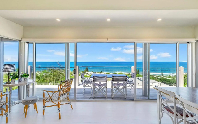Enterprise St Prestigious Home with Breathtaking Views