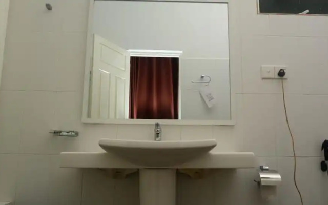 TrinncoTopazBeachHotel