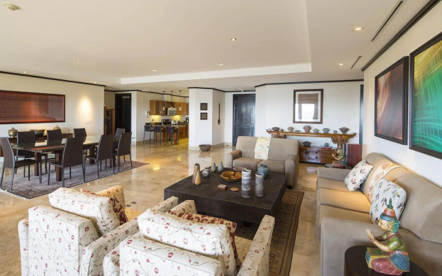 Papagayo Luxury