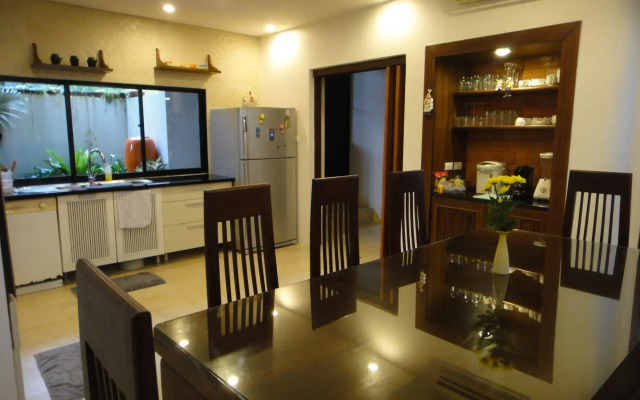 De Chom Villa