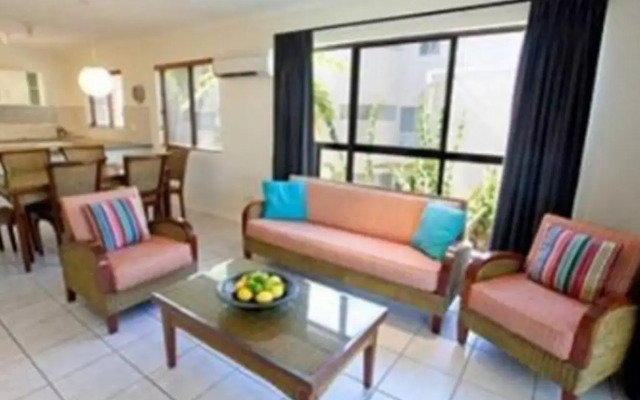 Tropical Reef Apartments