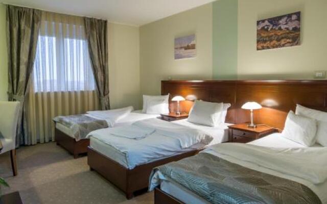 Garni Hotel Semlin BB