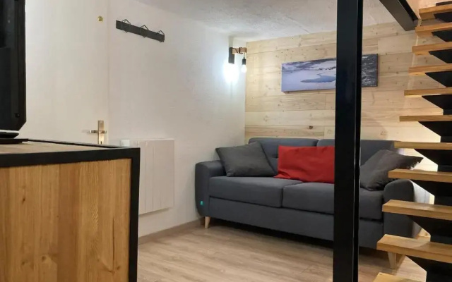Great 8-pax ski-in ski-out apartment in Tignes Val Claret