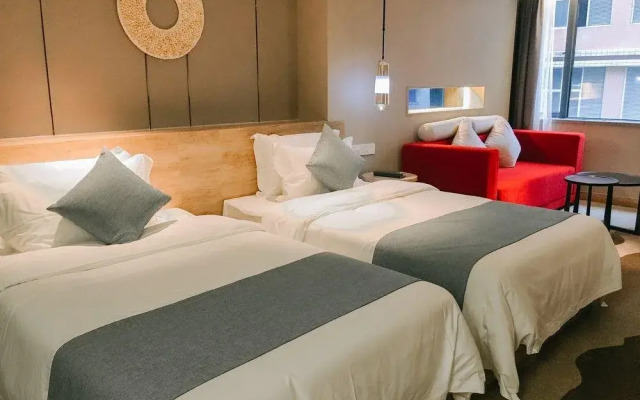 Chongqing Nordic Ins First Line Riverview Cinema-style Inn