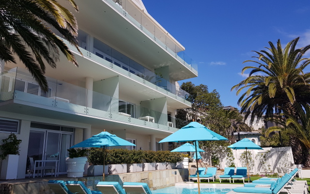 The Clarendon - Bantry Bay