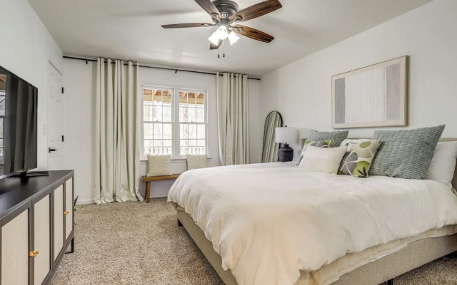 Serenity Now: Big Canoe Mountain Home!