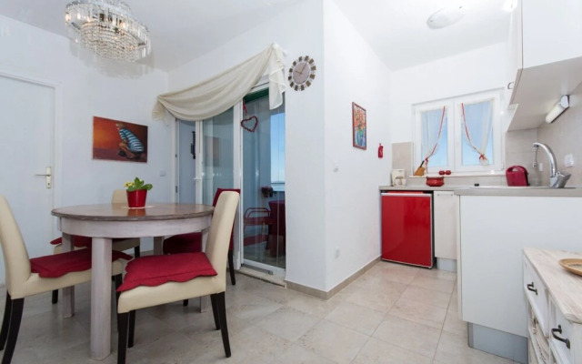 Duga - Beachfront & Seaview - A2