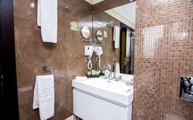 Best Western Plus Olives City Hotel