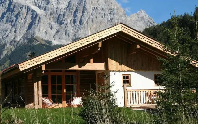 Chalet Resort LaPosch