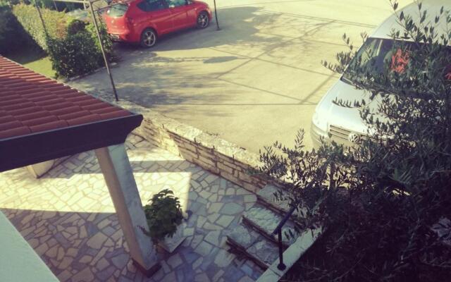Room Kris with private entrance & private bathroom