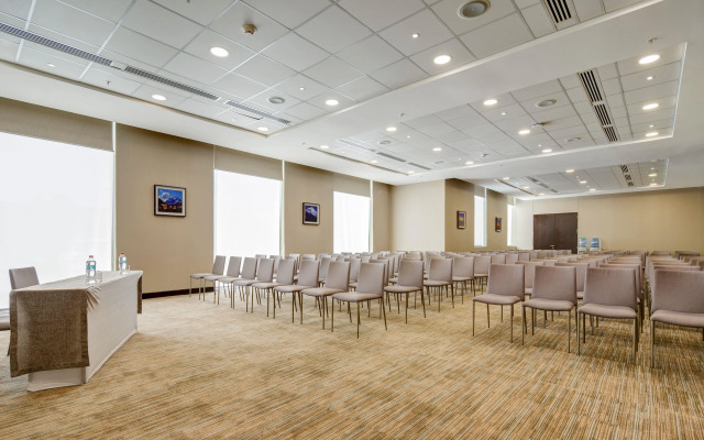 Wyndham Santiago Aeropuerto