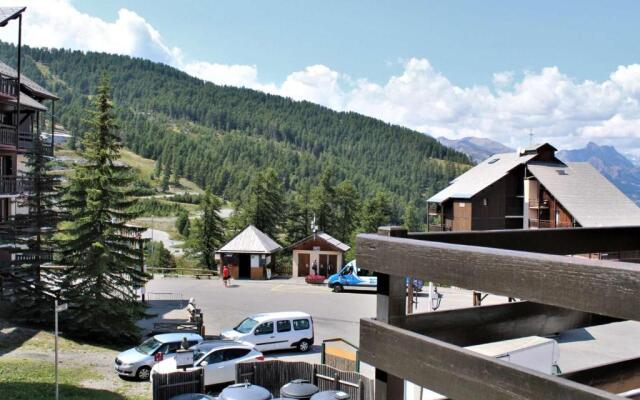 Appartement Risoul, 1 pièce, 4 personnes - FR-1-330-550