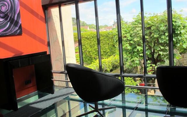 Barbary Lane House Rental Meursault