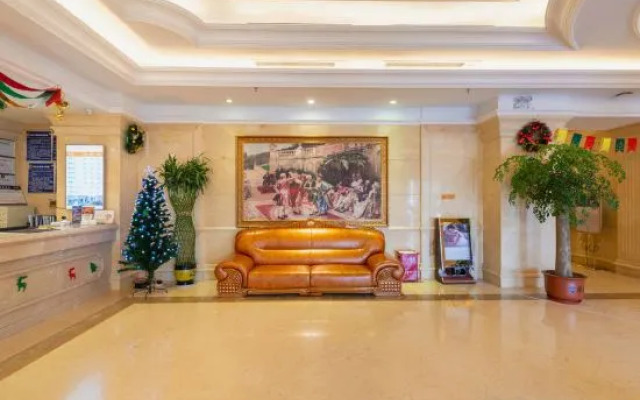 Vienna Hotel (Zhengzhou Xinzheng International Airport)